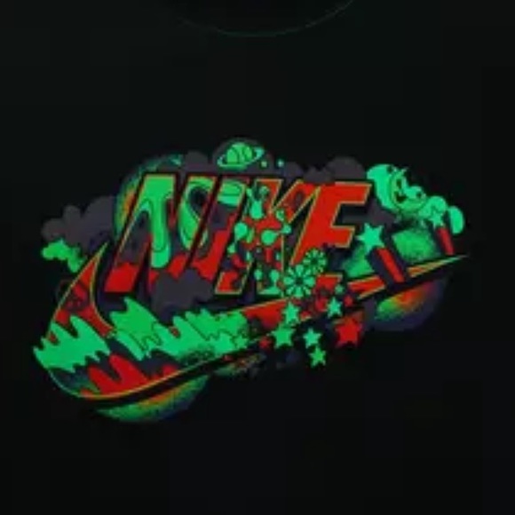 Nike Men’s Future Black light T-shirt - Picture 8 of 8